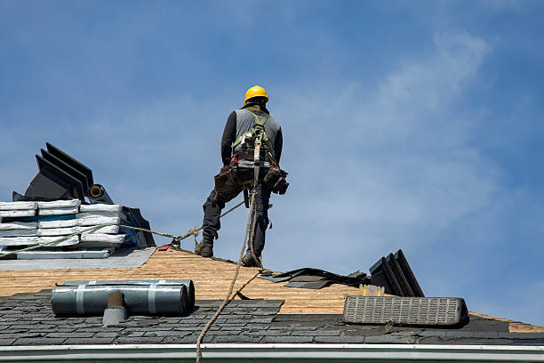 Professional Gutter Installation technician working in Bohemia, NY